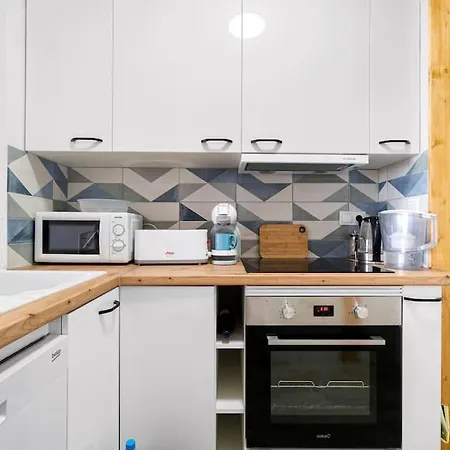 50 Shades Of Blue Apartment *